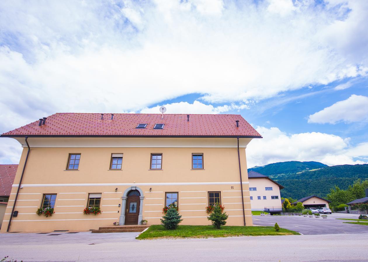 Bed & Breakfast Karun Cerklje na Gorenjskem Exterior photo